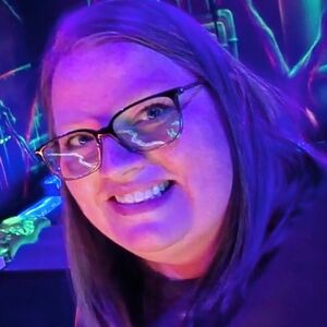 Meet your Posher, Gena